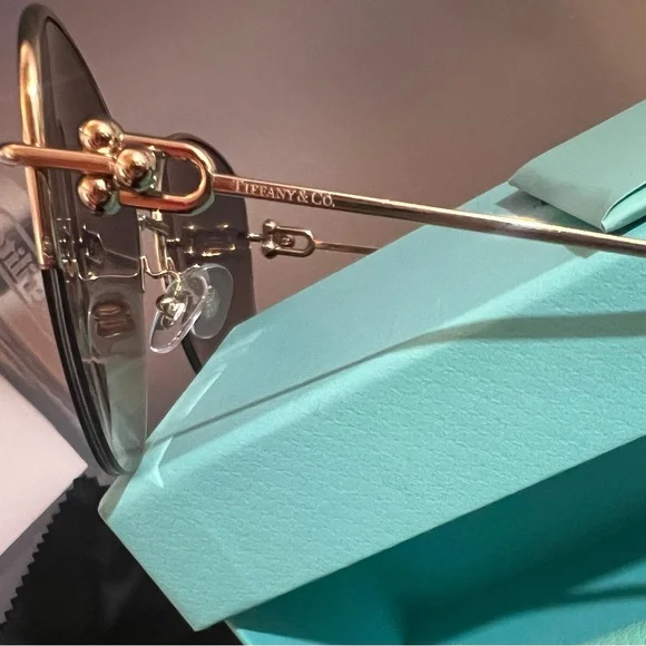 Tiffany & Co Sunglasses - Picture 9 of 9